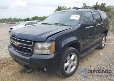 2008 Chevrolet Tahoe Lt z USA, uszkodzony, nr VIN 1GNFK13088J135830